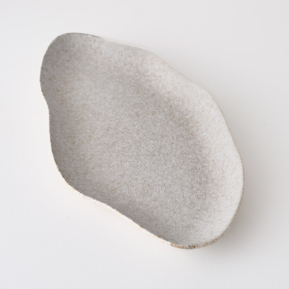 Scarletti Plate Eggshell
